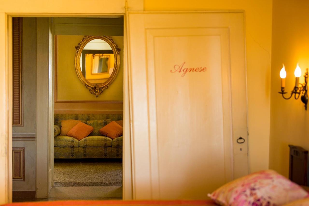Castello Degli Angeli Otel Carobbio degli Angeli Dış mekan fotoğraf